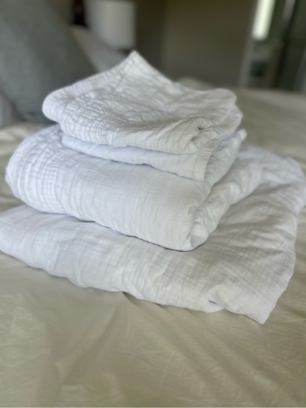 Crate & Barrel Organic Cotton Gauze King Sheet Set Crisp White Muslin Bedding - Picture 8 of 8